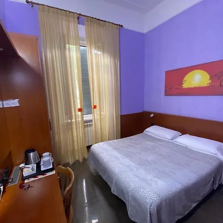 Πανσιόν Tagliaferri Lucia 4*